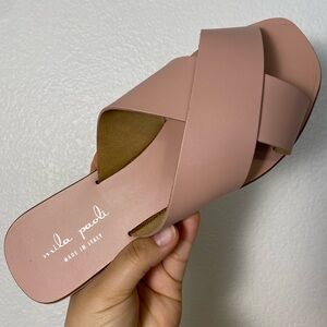 NWOB Mila Paoli Pink Leather Italian Sandals Size 7. 5